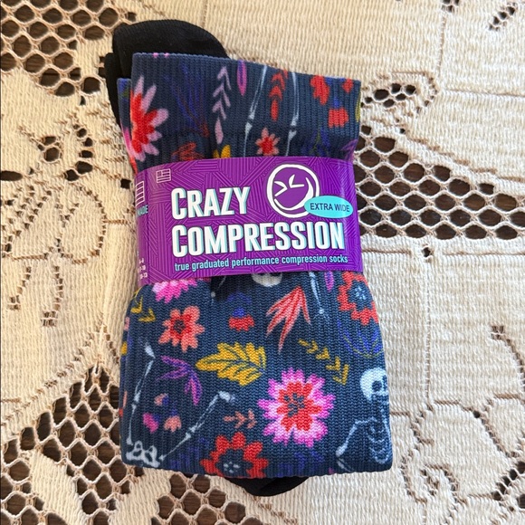 Crazy Compression Performance Socks - Picture 7 of 9